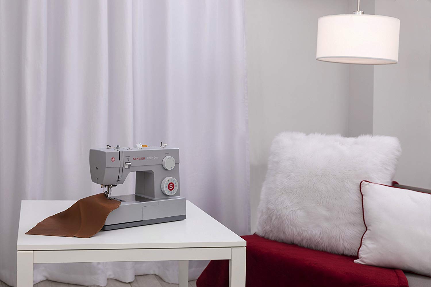 Singer Heavy Duty Sewing Machine - Durable Good Quality